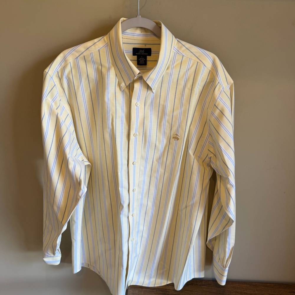 Brooks Brothers Button Down Shirt Mens  White Yellow Blue Large Pin Stipe